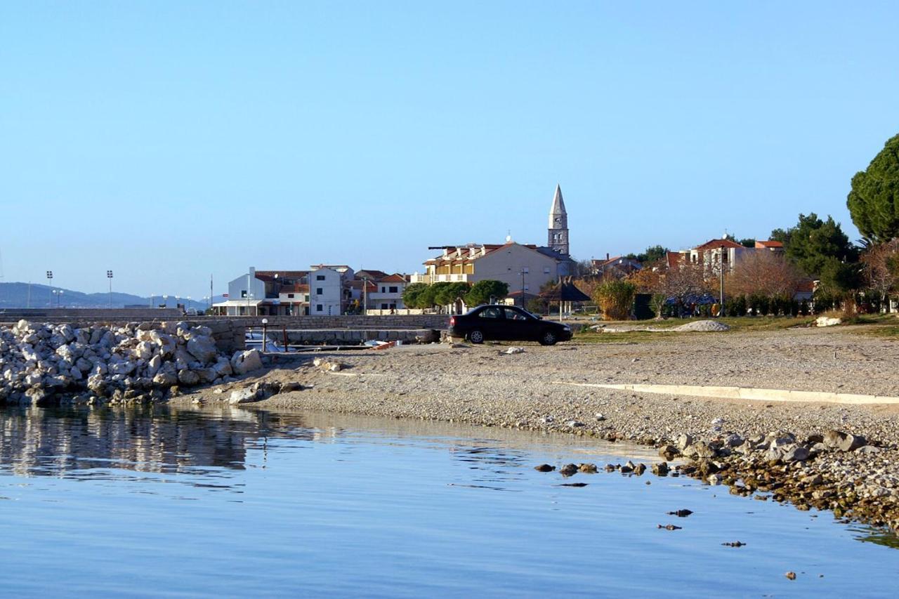 Apartments By The Sea Turanj, Biograd - 364 Екстериор снимка