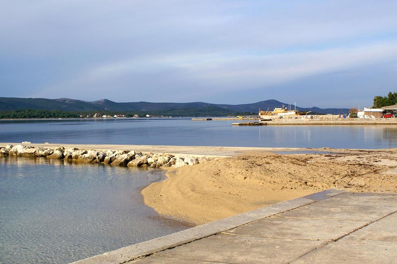 Apartments By The Sea Turanj, Biograd - 364 Екстериор снимка
